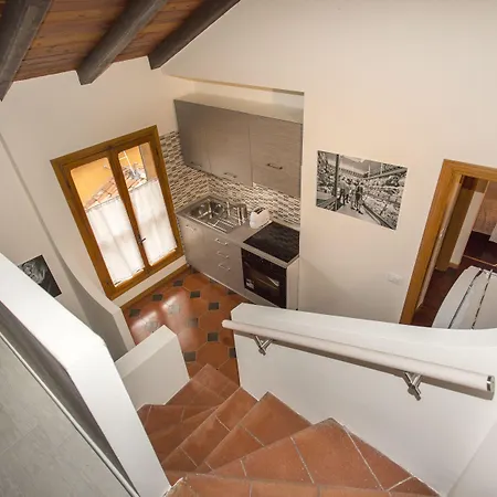 Residenza Ariosto Depandance By Lägenhet