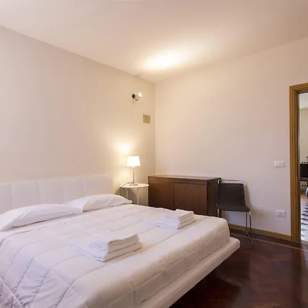 Residenza Ariosto Depandance By Lägenhet *